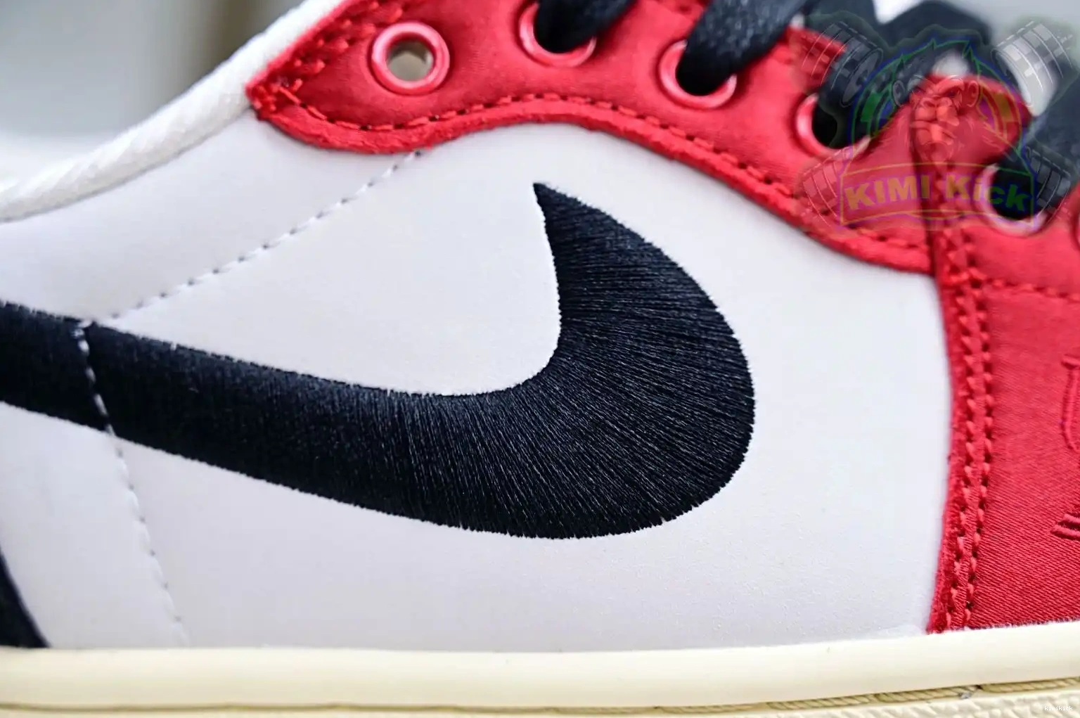 Low Trophy “Away” OG Room 1 Jordan Air x Jordan Kimikick 0621